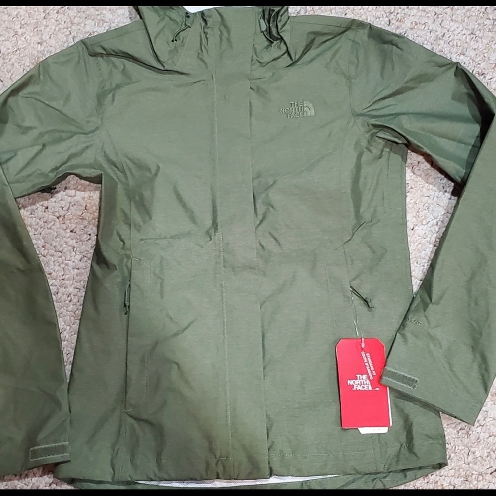 NWT North Face Venture 2, XS, Four Leaf Clover
